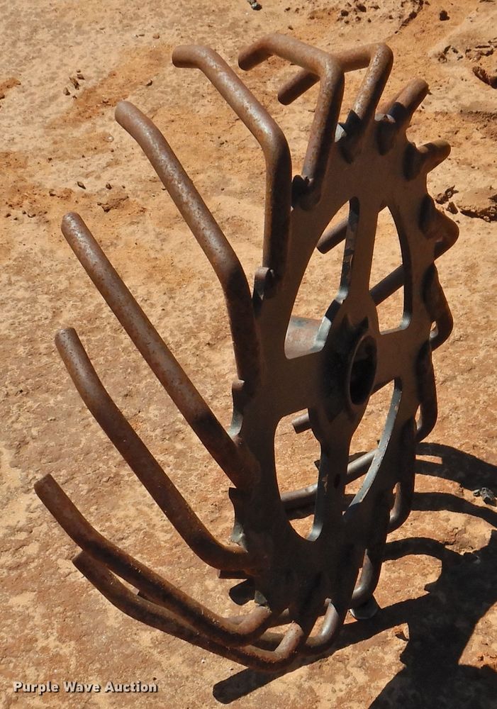 image for item DJ5003 (16) Schlagel 15" no-till gauge wheels