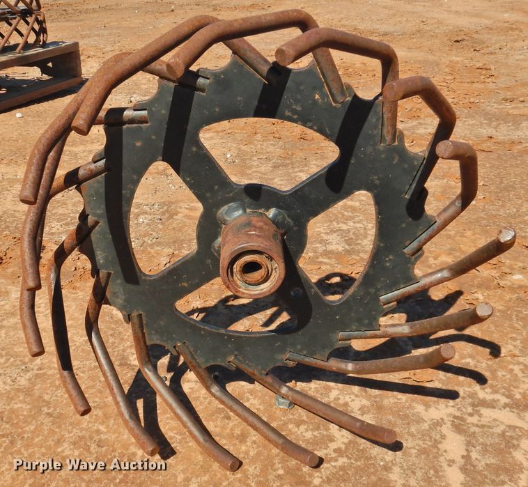 image for item DJ5003 (16) Schlagel 15" no-till gauge wheels