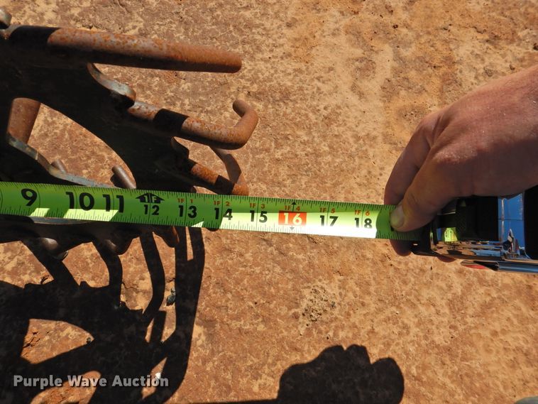 image for item DJ5003 (16) Schlagel 15" no-till gauge wheels