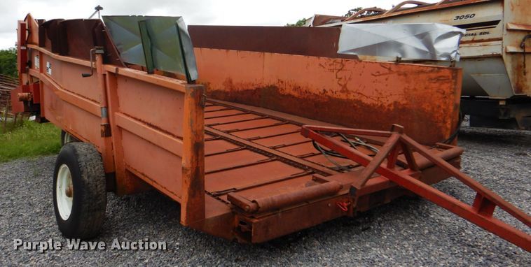 image for item DK5702 Kelly-Ryan Centerline  silage bagger