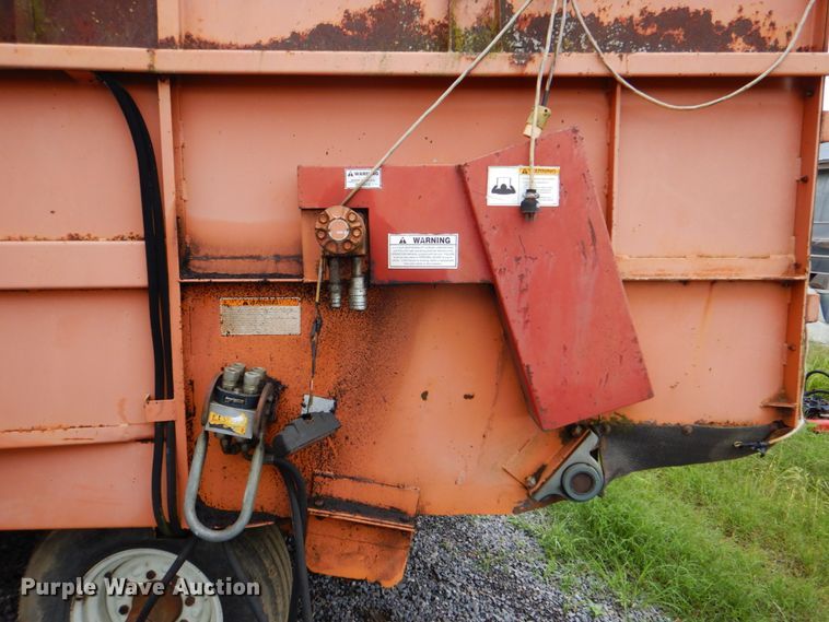 image for item DK5702 Kelly-Ryan Centerline  silage bagger