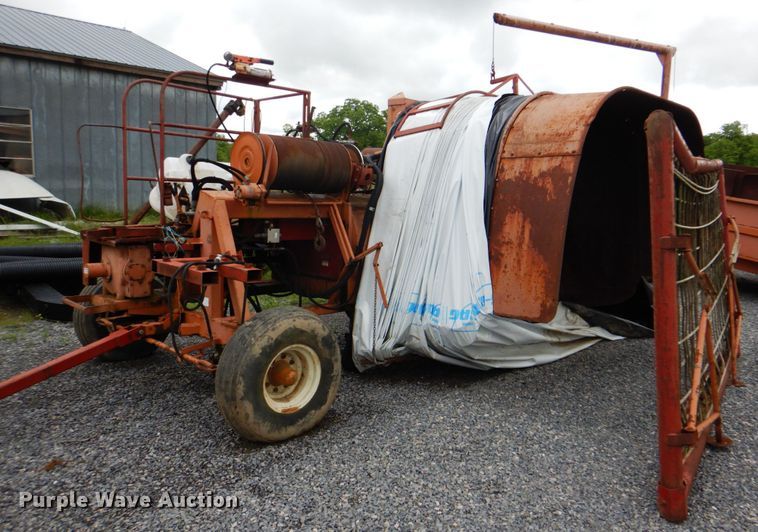 image for item DK5702 Kelly-Ryan Centerline  silage bagger