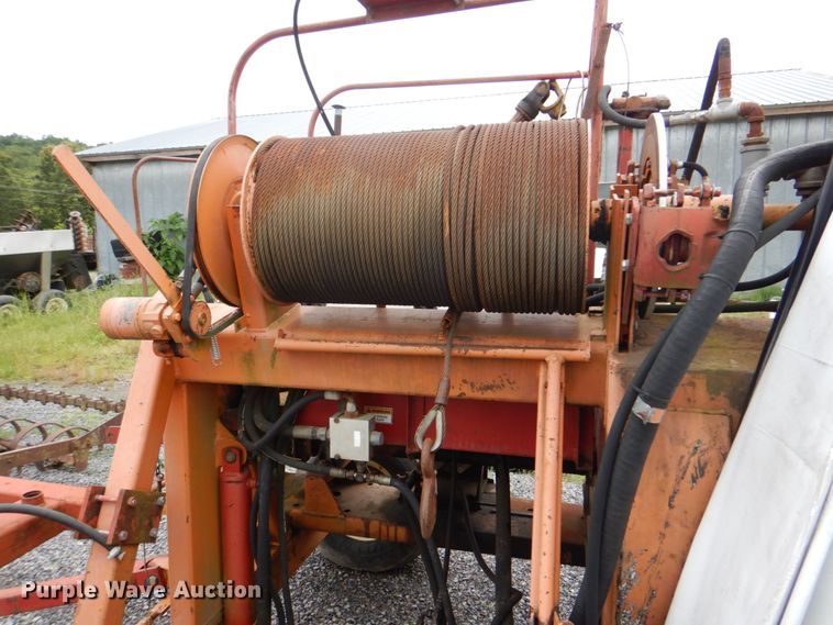 image for item DK5702 Kelly-Ryan Centerline  silage bagger