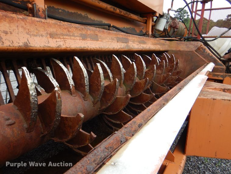 image for item DK5702 Kelly-Ryan Centerline  silage bagger