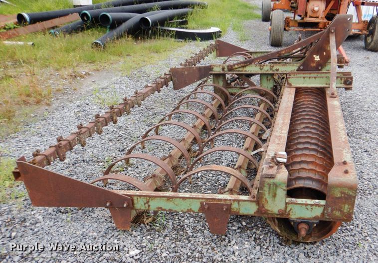 image for item DK5703 John Deere  cultipacker