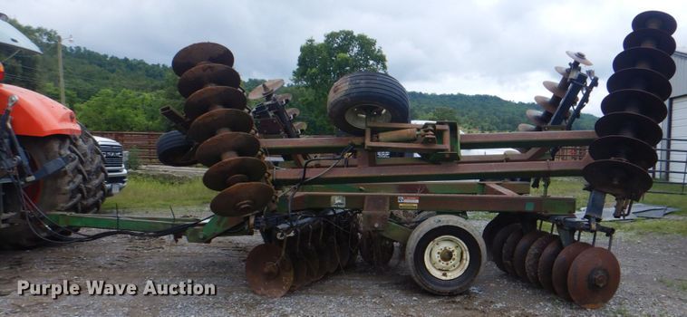 image for item DK5705 John Deere 640  tandem disk