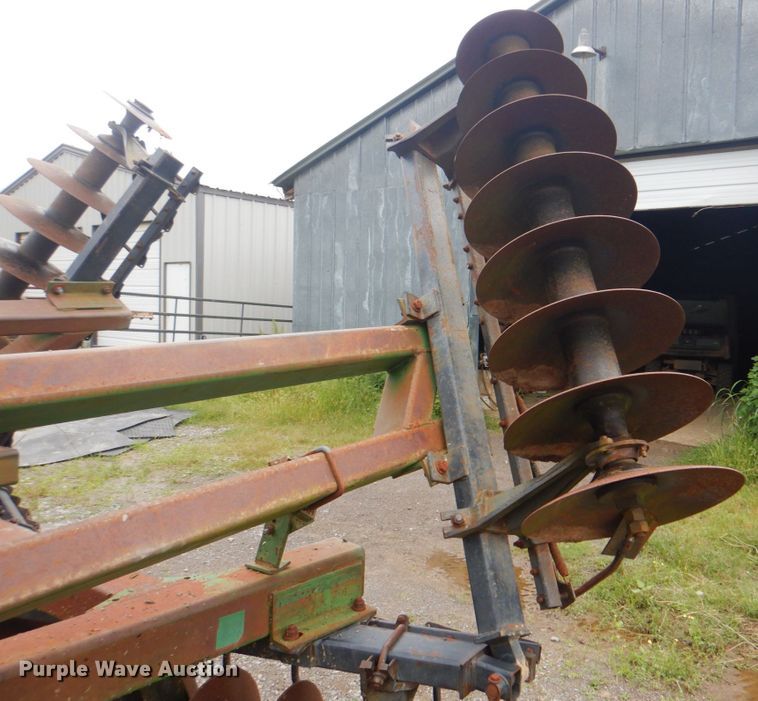 image for item DK5705 John Deere 640  tandem disk