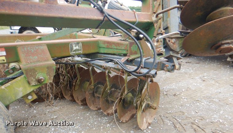 image for item DK5705 John Deere 640  tandem disk