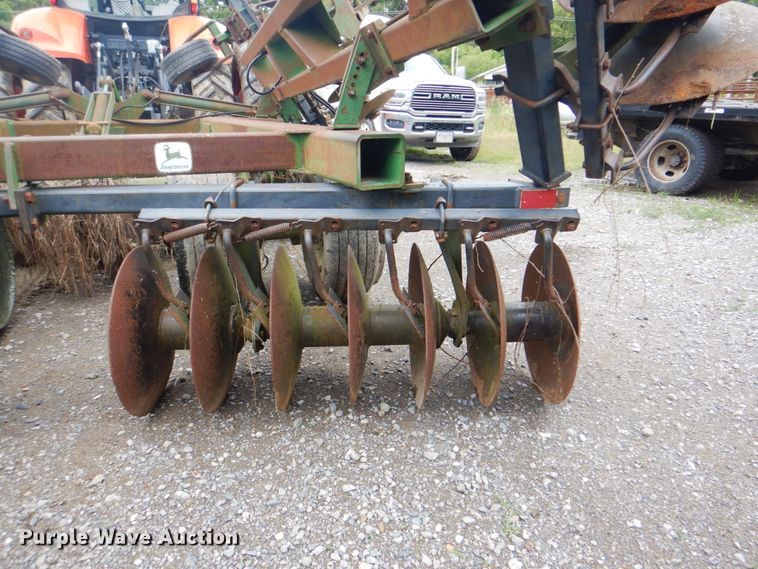 image for item DK5705 John Deere 640  tandem disk