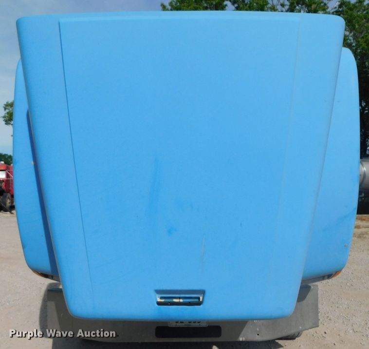 image for item DK8550 1993 Freightliner FLD120  nurse tank truck