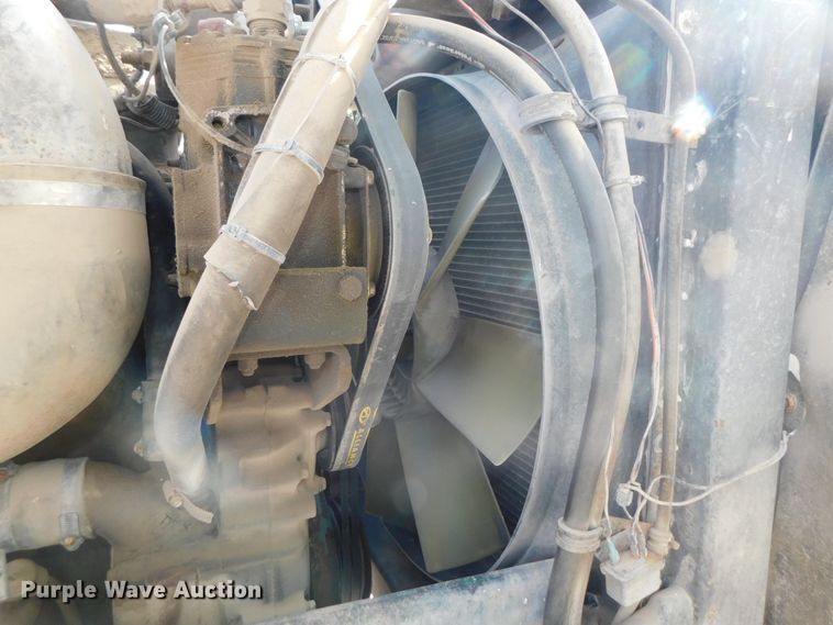 image for item DK8550 1993 Freightliner FLD120  nurse tank truck