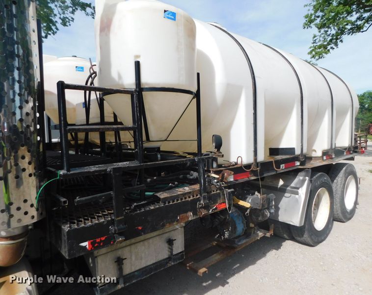 image for item DK8550 1993 Freightliner FLD120  nurse tank truck