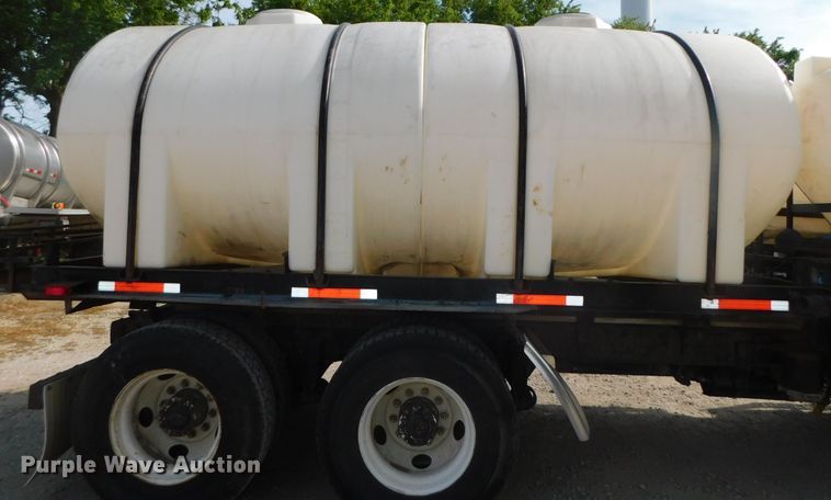 image for item DK8550 1993 Freightliner FLD120  nurse tank truck