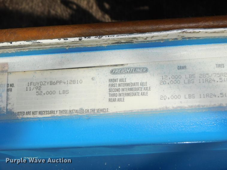 image for item DK8550 1993 Freightliner FLD120  nurse tank truck