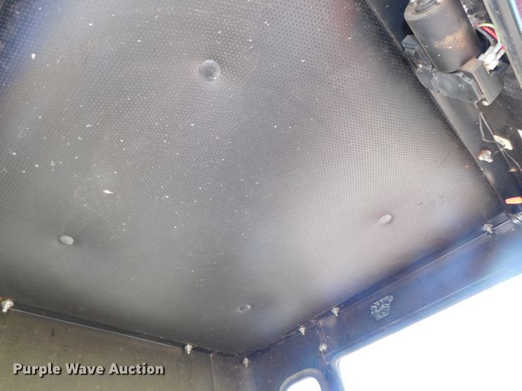 image for item DK8557 2007 Kubota B2630  MFWD tractor