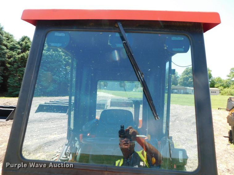 image for item DK8557 2007 Kubota B2630  MFWD tractor