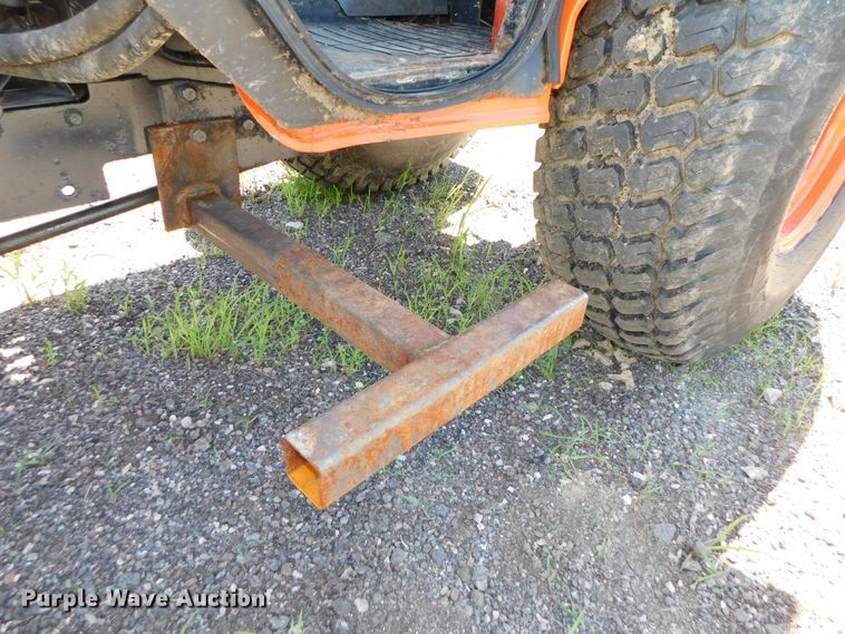 image for item DK8557 2007 Kubota B2630  MFWD tractor