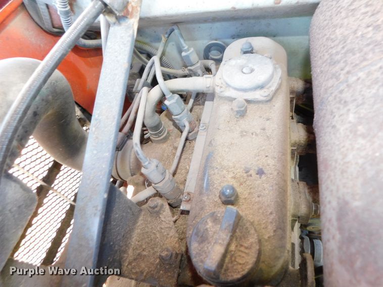 image for item DK8557 2007 Kubota B2630  MFWD tractor