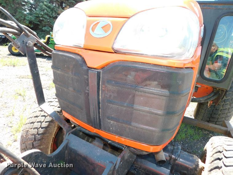 image for item DK8557 2007 Kubota B2630  MFWD tractor
