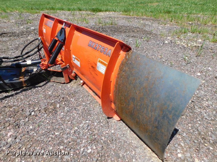 image for item DK8557 2007 Kubota B2630  MFWD tractor