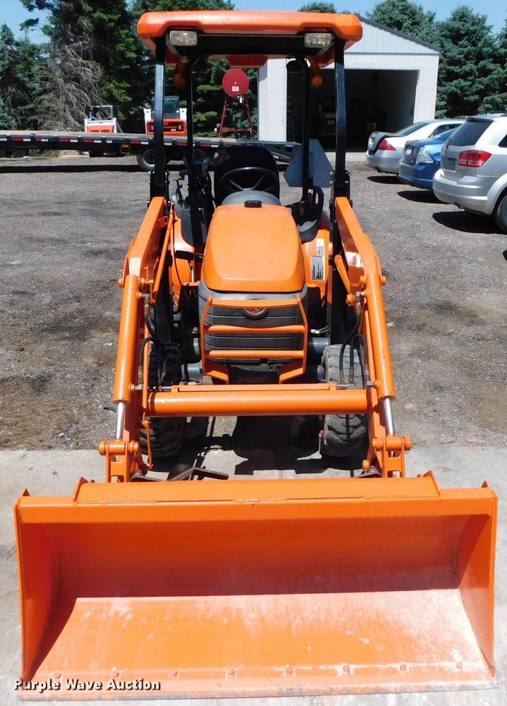 image for item DK8558 Kubota B26  MFWD tractor