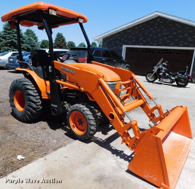 image for item DK8558 Kubota B26  MFWD tractor