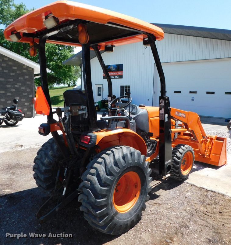 image for item DK8558 Kubota B26  MFWD tractor