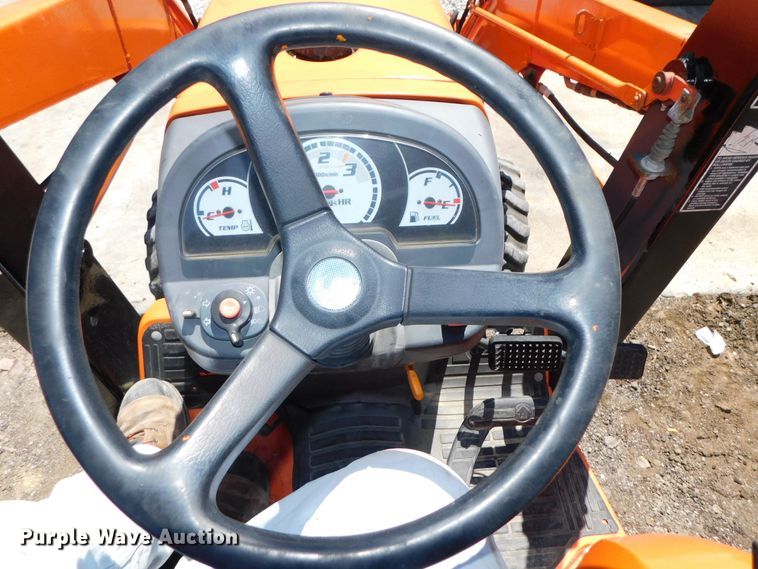 image for item DK8558 Kubota B26  MFWD tractor