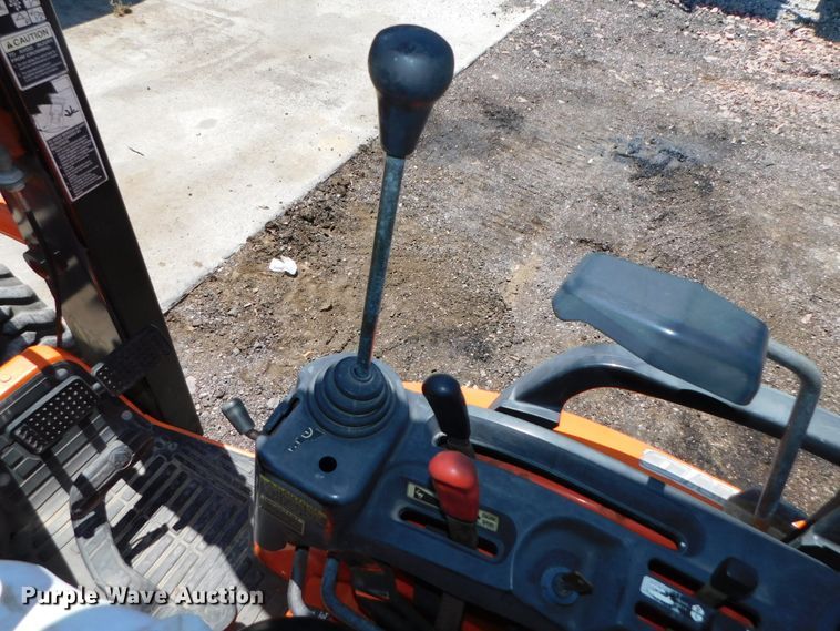 image for item DK8558 Kubota B26  MFWD tractor