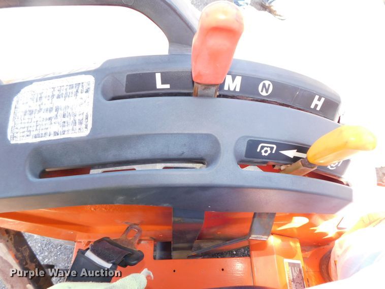 image for item DK8558 Kubota B26  MFWD tractor