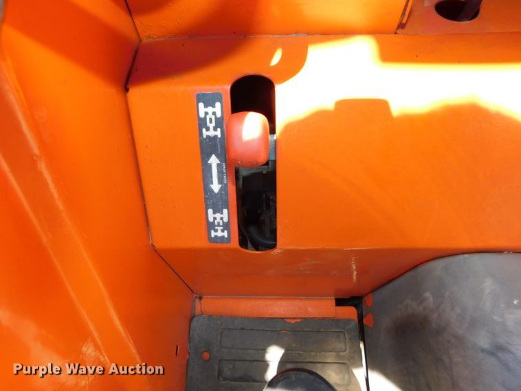 image for item DK8558 Kubota B26  MFWD tractor