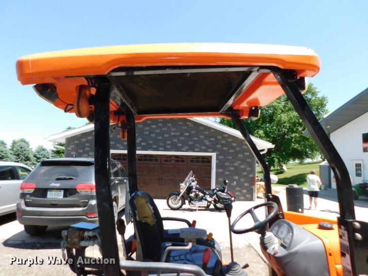 image for item DK8558 Kubota B26  MFWD tractor