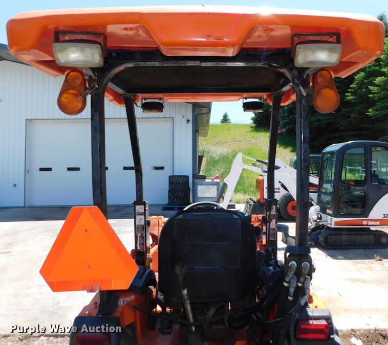 image for item DK8558 Kubota B26  MFWD tractor