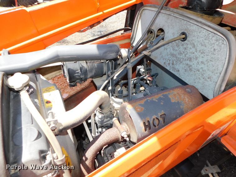 image for item DK8558 Kubota B26  MFWD tractor