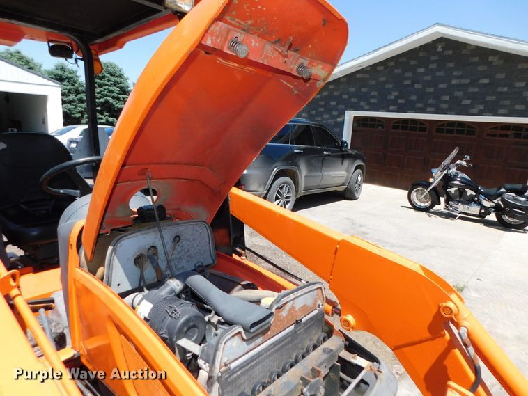 image for item DK8558 Kubota B26  MFWD tractor