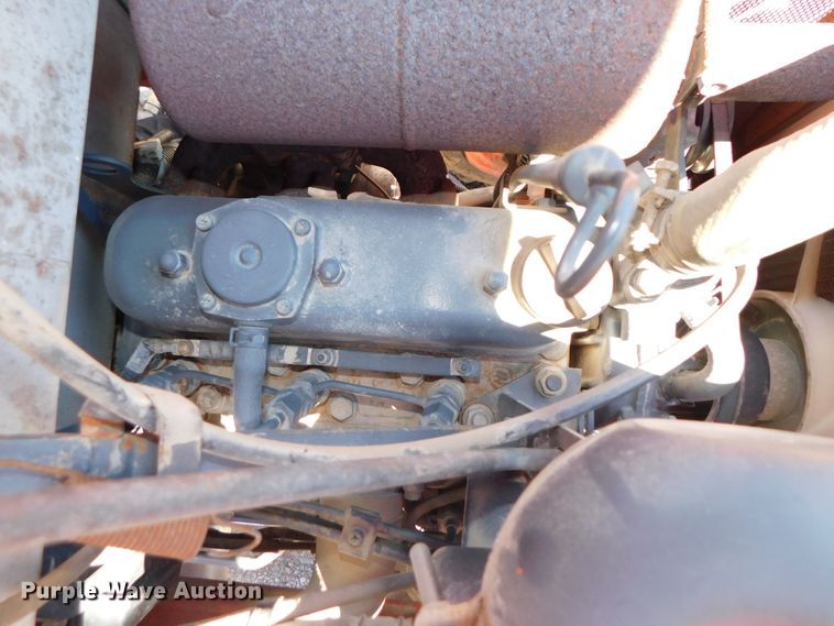 image for item DK8558 Kubota B26  MFWD tractor