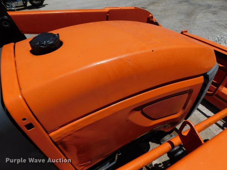 image for item DK8558 Kubota B26  MFWD tractor