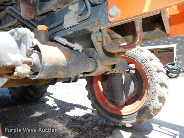 image for item DK8558 Kubota B26  MFWD tractor