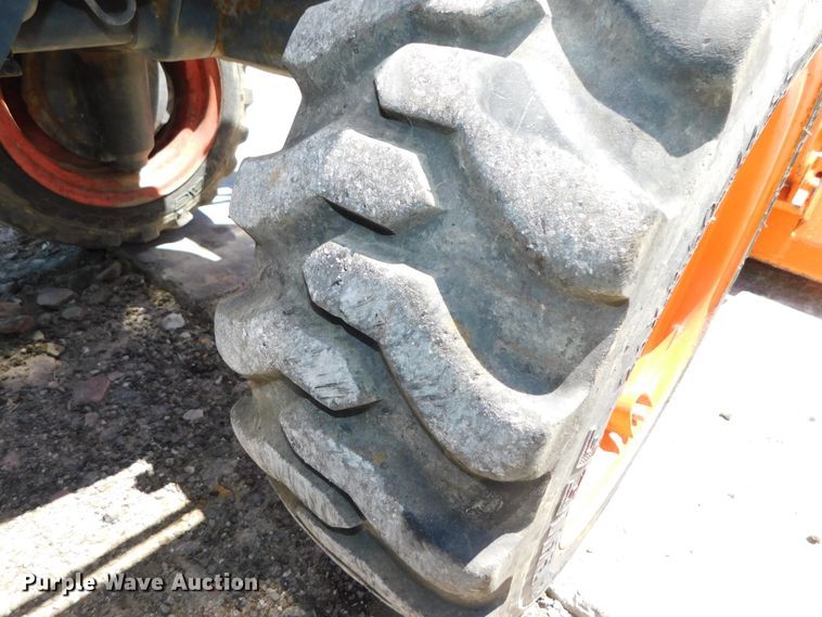 image for item DK8558 Kubota B26  MFWD tractor