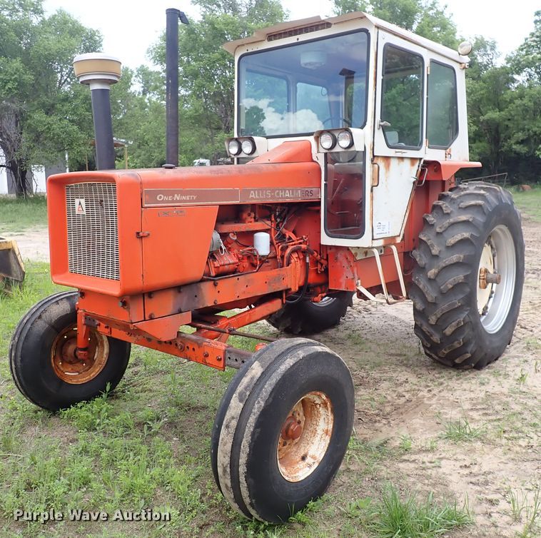 image for item DL7520 Allis Chalmers 190  tractor