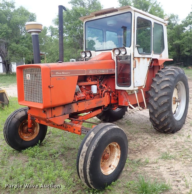 image for item DL7520 Allis Chalmers 190  tractor
