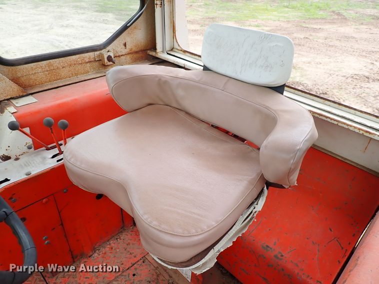 image for item DL7520 Allis Chalmers 190  tractor