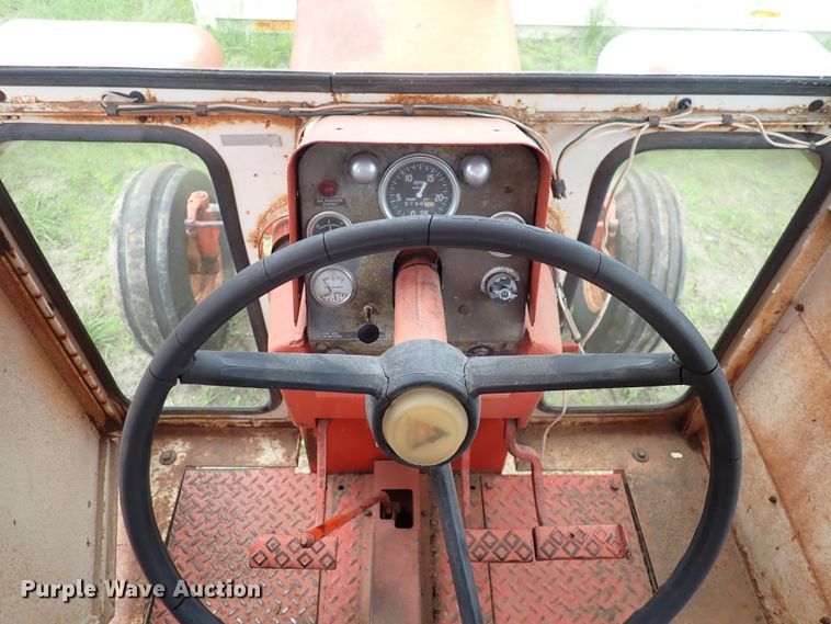 image for item DL7520 Allis Chalmers 190  tractor