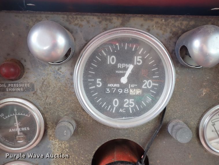 image for item DL7520 Allis Chalmers 190  tractor