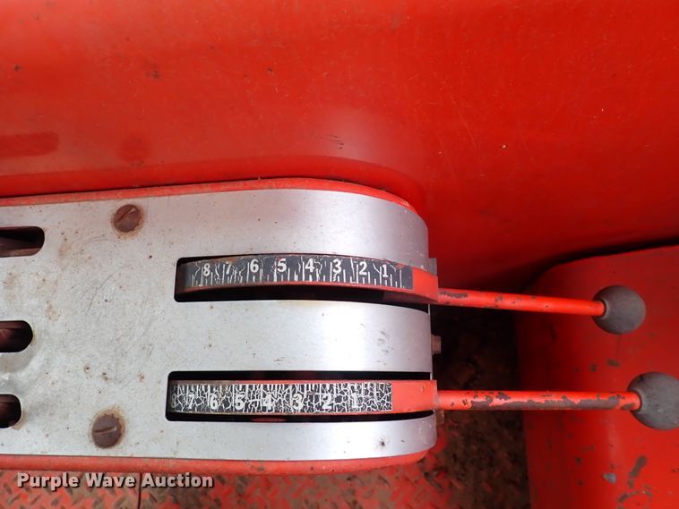 image for item DL7520 Allis Chalmers 190  tractor