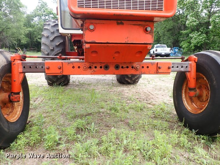 image for item DL7520 Allis Chalmers 190  tractor