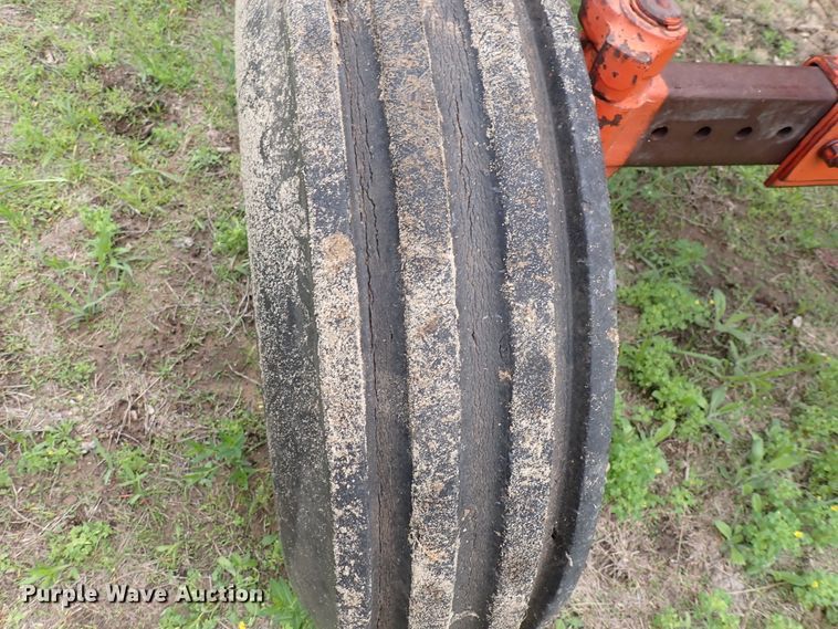 image for item DL7520 Allis Chalmers 190  tractor