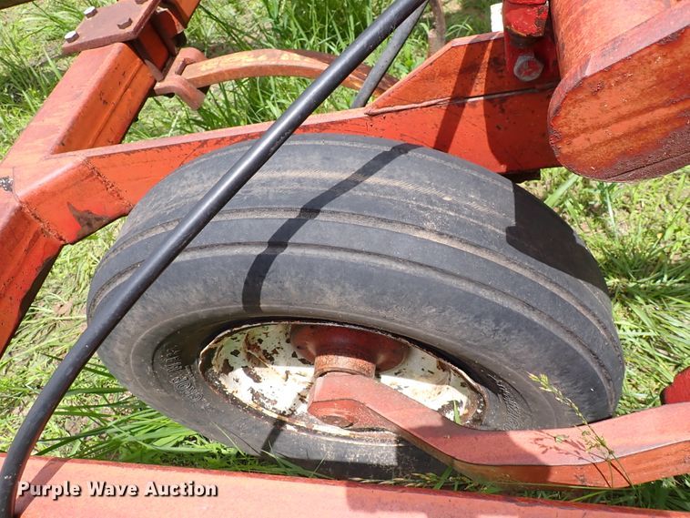 image for item DL7521 International 55  chisel