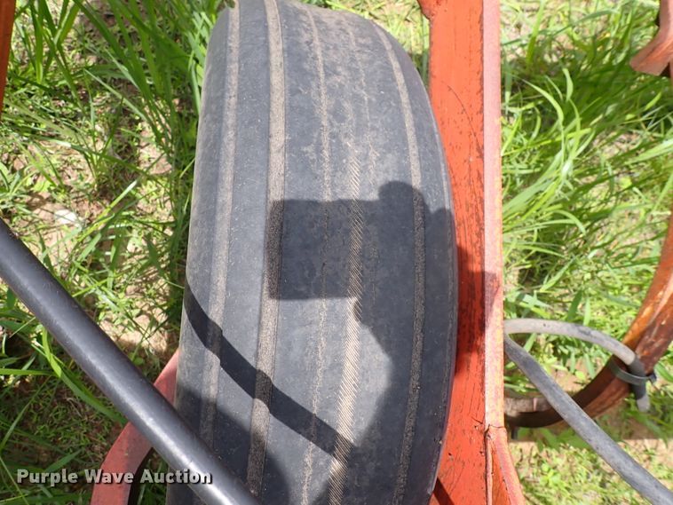 image for item DL7521 International 55  chisel