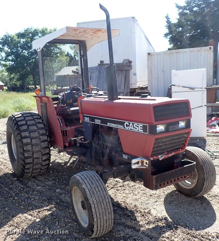 image for item DL7526 1990 Case IH 585  tractor